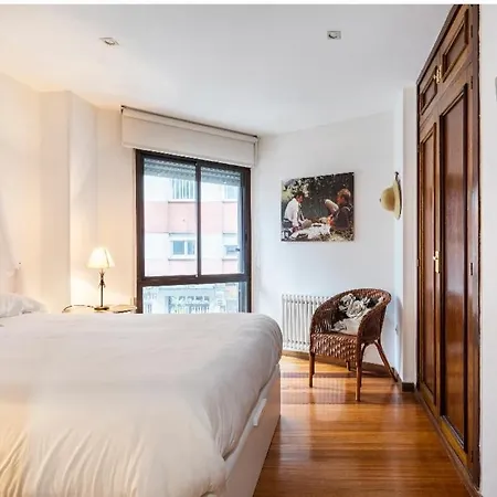 Διαμέρισμα Lujoso Y Amplio Piso Con 5 Σαντιάγο ντε Κομποστέλα