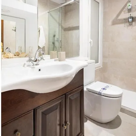 Lujoso Y Amplio Piso Con 5